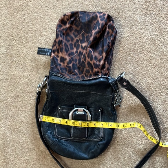 B.MAKOWSKY BLACK LEATHER CROSSBODY EX CONDITION - Picture 4 of 6